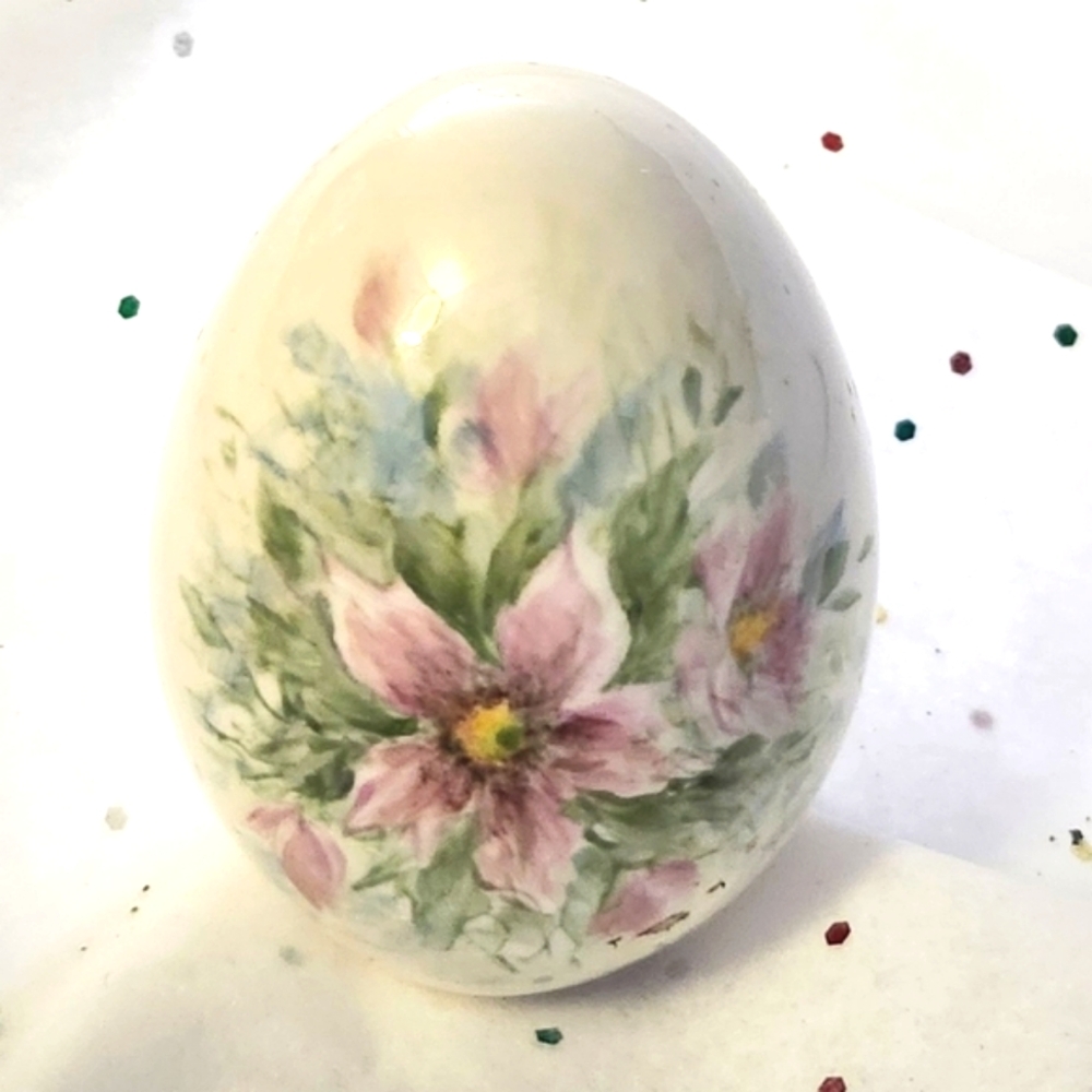 Vtg Hand Painted Signed Floral Flower Porcelain Egg Actual Size